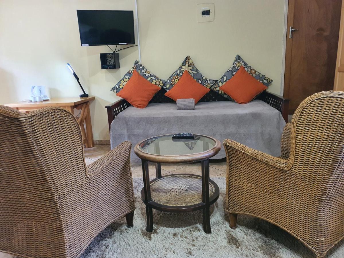 Selati 103 Guest Cottages Malalane Extérieur photo