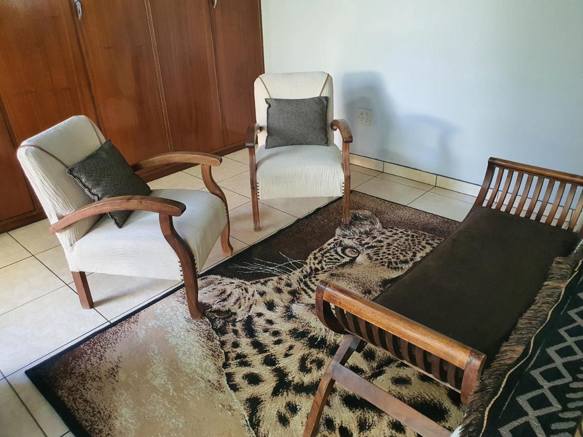Selati 103 Guest Cottages Malalane Extérieur photo