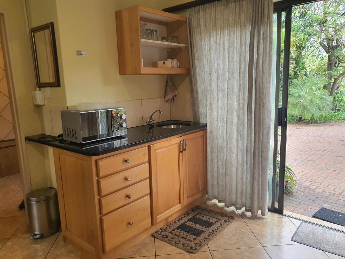 Selati 103 Guest Cottages Malalane Extérieur photo