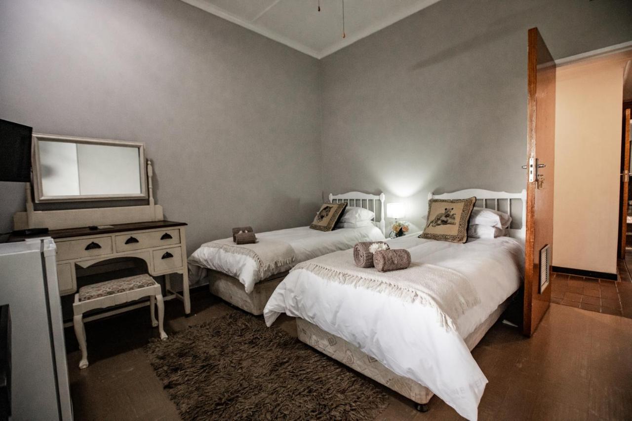 Selati 103 Guest Cottages Malalane Extérieur photo