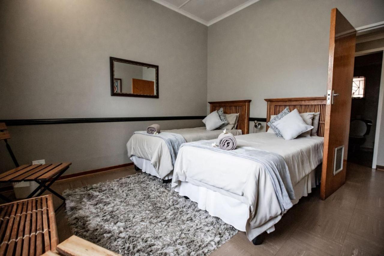 Selati 103 Guest Cottages Malalane Extérieur photo